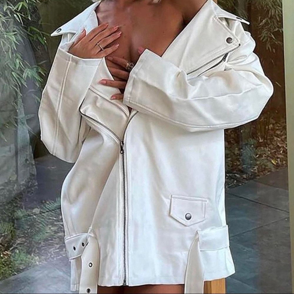 Fashion Nova - Oversized, White Leather Jacket